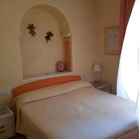 Borgo Antico Couette-café Porto San Giorgio